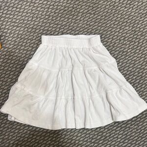 Elegant White Ribber Girl’s Tiered Skirt